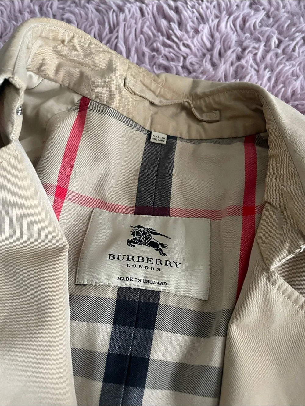 Burberry Beige Trench Coat - Picture 5 of 10